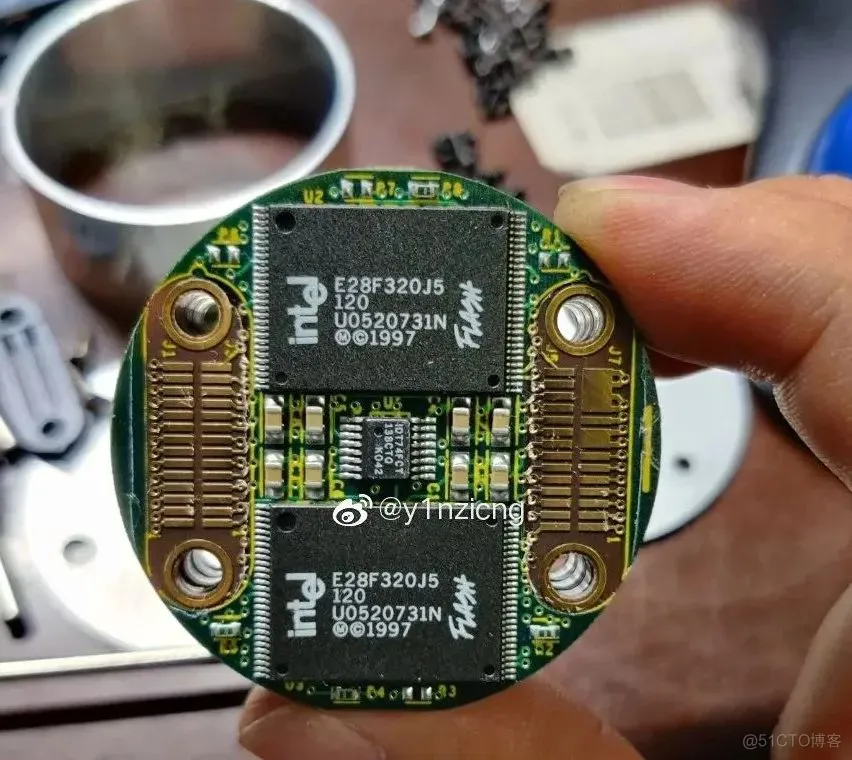 拆解飞机黑匣子，看看内部构造、PCB及芯片！_定位_26